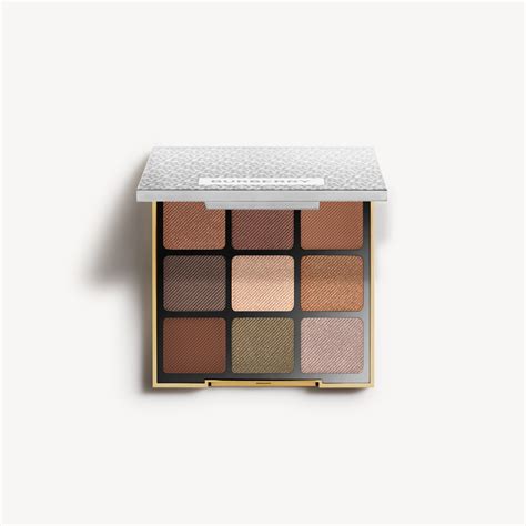 burberry festive palette|Burberry Festive 21 Collection Iconic Eye & Face Palette .